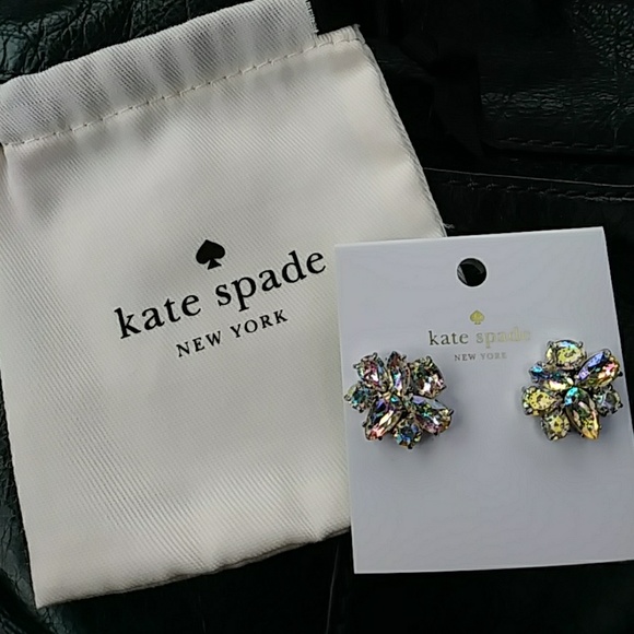 One left! Kate Spade earrings - Picture 5 of 5
